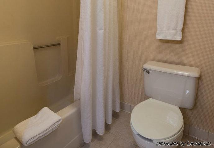 Springhill Suites Milford Exterior foto