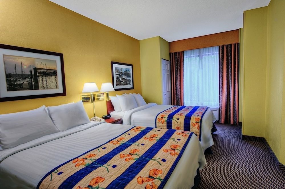 Springhill Suites Milford Exterior foto